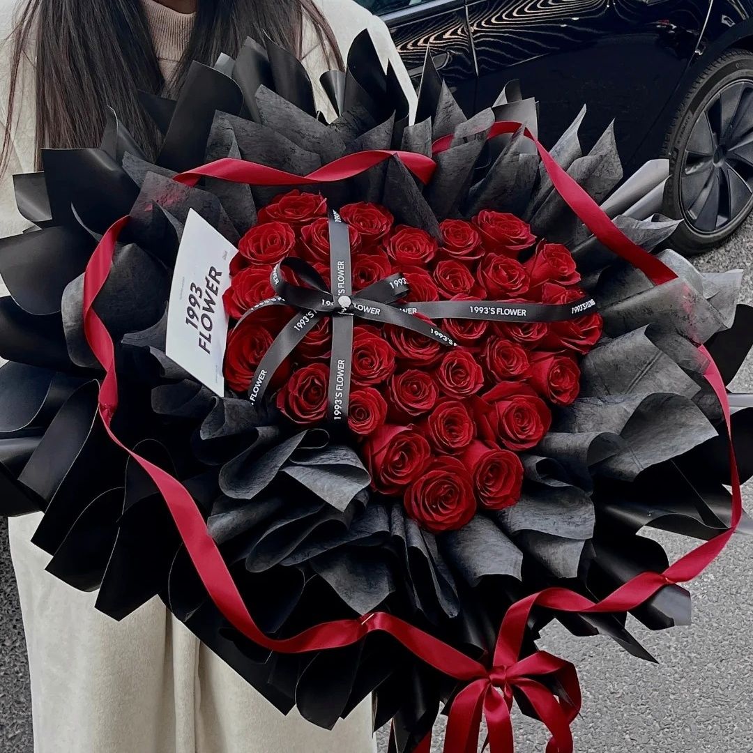 紅玫瑰芭蕾風心形花束|Red rose Fresh Bouquet 33/52/99 Stems