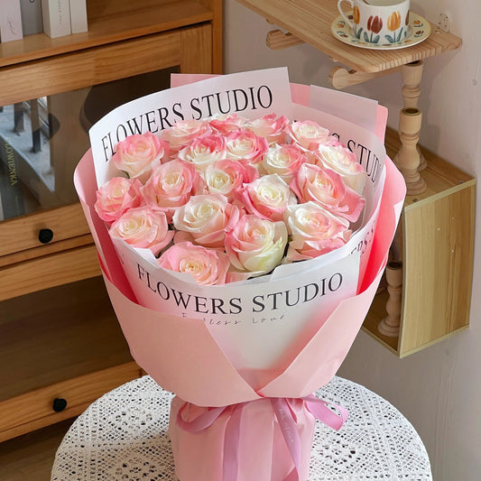 火烈鳥粉|噴色玫瑰鮮花束 19 stems