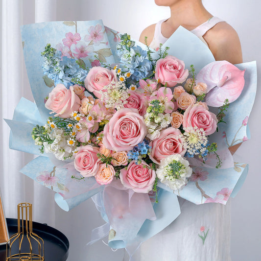 粉霧星吻|粉雪山粉水仙百合折射玫瑰混搭鮮花束
