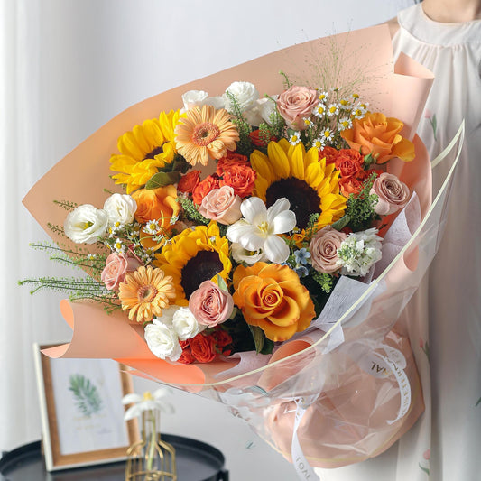向日葵卡布奇諾混搭鮮花束|青春向陽