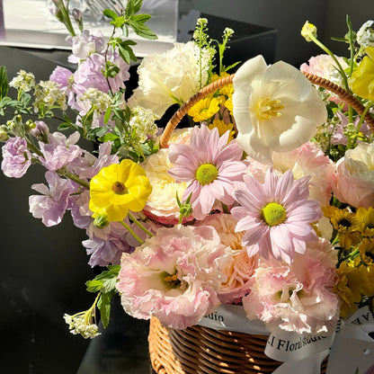 【春色三分】鬱金香混搭鮮花桶